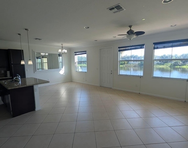 4153 Cascada Circle - Photo Thumbnail 17