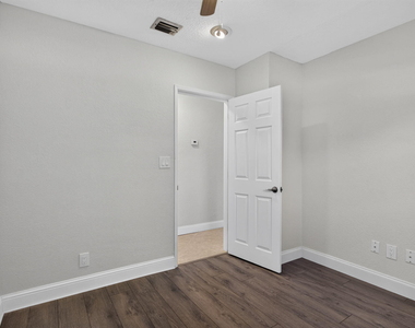 1240 Sw 3rd Terrace - Photo Thumbnail 24