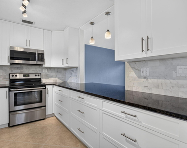 1240 Sw 3rd Terrace - Photo Thumbnail 30