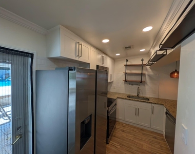 1629 Nw 5th Avenue - Photo Thumbnail 27
