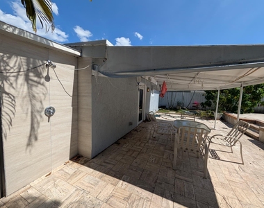 1629 Nw 5th Avenue - Photo Thumbnail 5