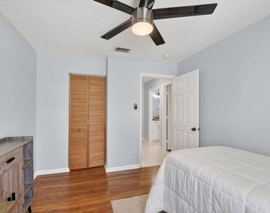 1080 Salmon Isle - Photo Thumbnail 41
