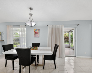 1080 Salmon Isle - Photo Thumbnail 21
