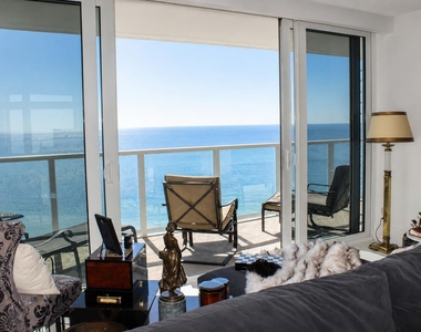 4300 N Ocean Boulevard - Photo Thumbnail 7