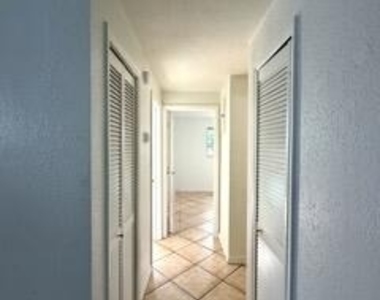 209 Nw 17th Street - Photo Thumbnail 4