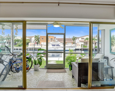 3209 Ne 36th Street - Photo Thumbnail 17