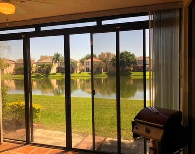 10730 Nw 14th Street - Photo Thumbnail 10