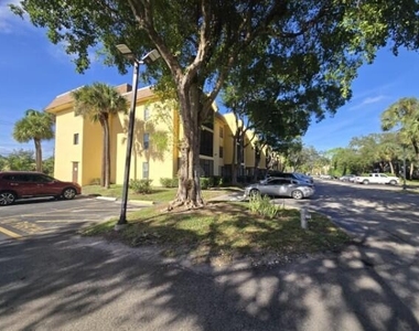 490 Nw 20th Street - Photo Thumbnail 2