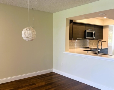 4300 Gator Trace Drive - Photo Thumbnail 4