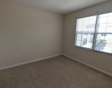 2900 Nw Treviso Circle - Photo Thumbnail 15
