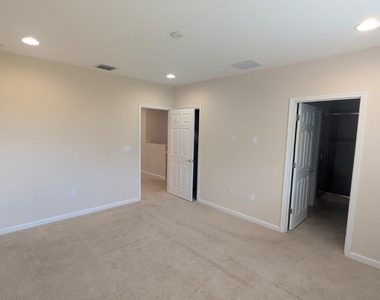 2900 Nw Treviso Circle - Photo Thumbnail 25