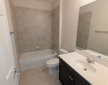 2900 Nw Treviso Circle - Photo Thumbnail 22