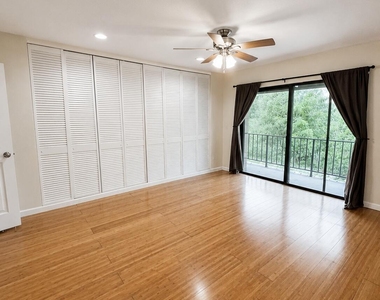 4807 Esedra Court - Photo Thumbnail 16