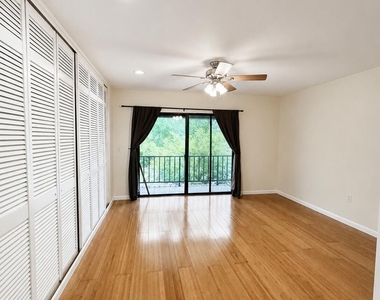 4807 Esedra Court - Photo Thumbnail 15
