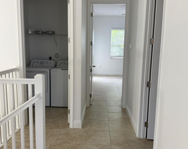 12466 Nw 17th Court - Photo Thumbnail 8
