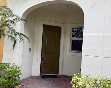 12466 Nw 17th Court - Photo Thumbnail 15
