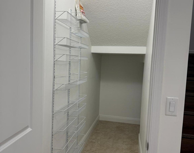 12466 Nw 17th Court - Photo Thumbnail 4