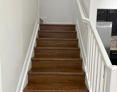 12466 Nw 17th Court - Photo Thumbnail 6