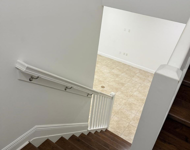 12466 Nw 17th Court - Photo Thumbnail 7