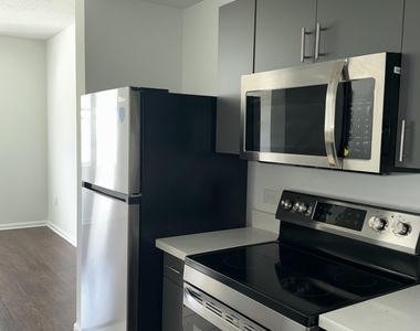 533 Ne 3rd Avenue - Photo Thumbnail 19