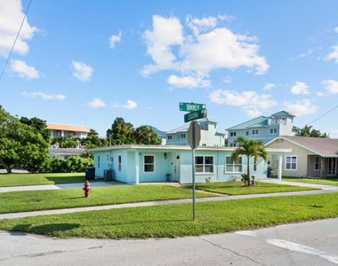 1400 Binney Drive - Photo Thumbnail 21