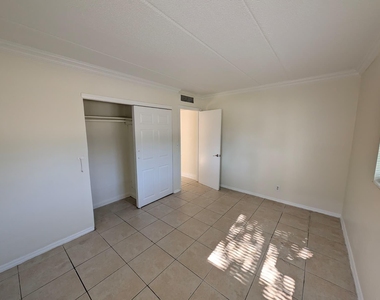 817 Lighthouse Drive - Photo Thumbnail 20