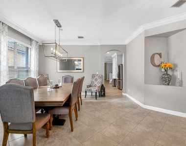 9062 Gulf Cove Drive - Photo Thumbnail 9