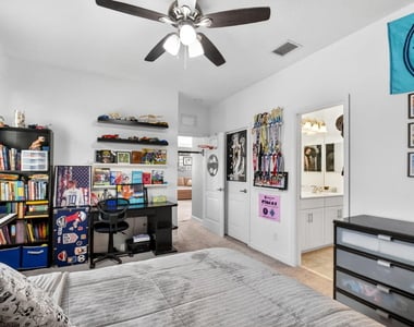 9062 Gulf Cove Drive - Photo Thumbnail 49