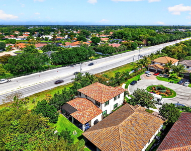 9062 Gulf Cove Drive - Photo Thumbnail 71