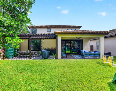 9062 Gulf Cove Drive - Photo Thumbnail 56