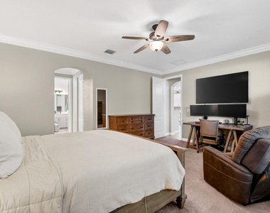 9062 Gulf Cove Drive - Photo Thumbnail 29