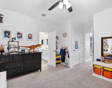 9062 Gulf Cove Drive - Photo Thumbnail 42