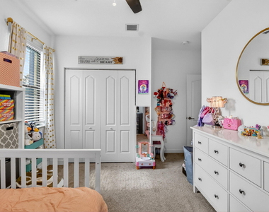 9062 Gulf Cove Drive - Photo Thumbnail 41