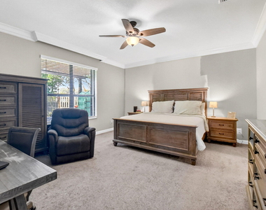 9062 Gulf Cove Drive - Photo Thumbnail 27