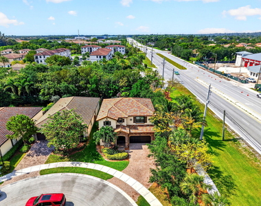 9062 Gulf Cove Drive - Photo Thumbnail 64