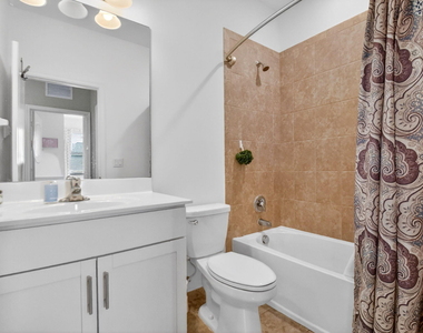 9062 Gulf Cove Drive - Photo Thumbnail 38