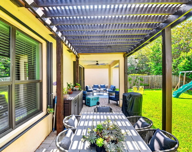 9062 Gulf Cove Drive - Photo Thumbnail 59