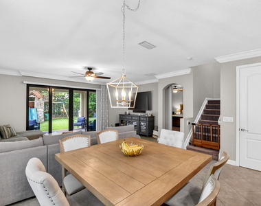 9062 Gulf Cove Drive - Photo Thumbnail 23