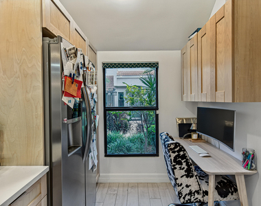 1315 Miami Road - Photo Thumbnail 14