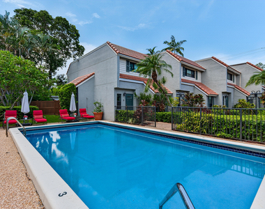 1315 Miami Road - Photo Thumbnail 32
