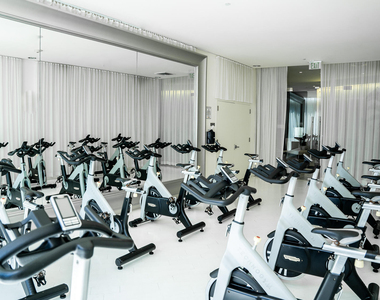 465 Brickell Avenue - Photo Thumbnail 60