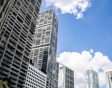 465 Brickell Avenue - Photo Thumbnail 73