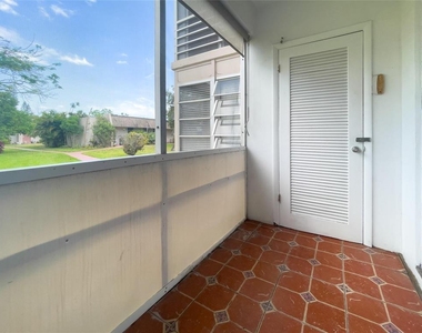 200 Bonnie Boulevard - Photo Thumbnail 5