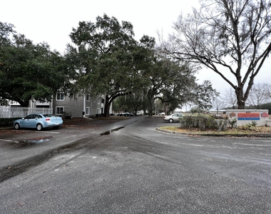 4000 Sw 23rd Street - Photo Thumbnail 4
