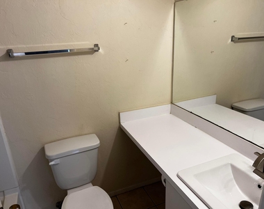 4000 Sw 23rd Street - Photo Thumbnail 17