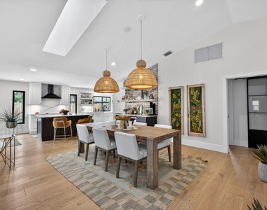 12897 La Rochelle Circle - Photo Thumbnail 7