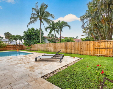 12897 La Rochelle Circle - Photo Thumbnail 73