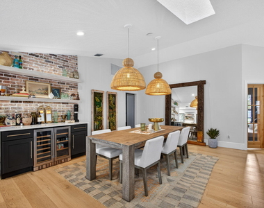 12897 La Rochelle Circle - Photo Thumbnail 32