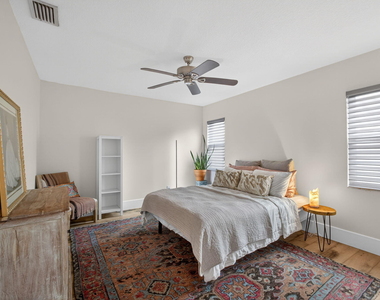 12897 La Rochelle Circle - Photo Thumbnail 47
