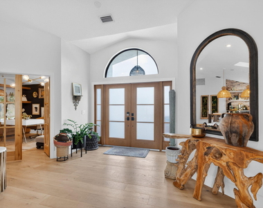 12897 La Rochelle Circle - Photo Thumbnail 11